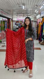 BLACK DIAMOND বাটিক থ্রি পিস - Image 2